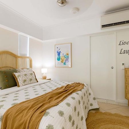 Oasis Luxe On Macrossan Street - Stylish Residence Port Douglas Extérieur photo
