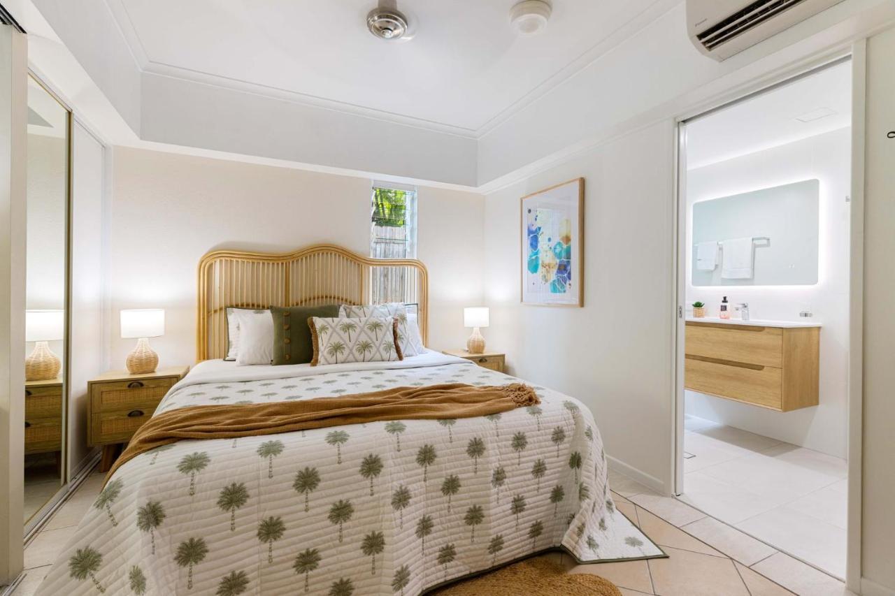 Oasis Luxe On Macrossan Street - Stylish Residence Port Douglas Extérieur photo