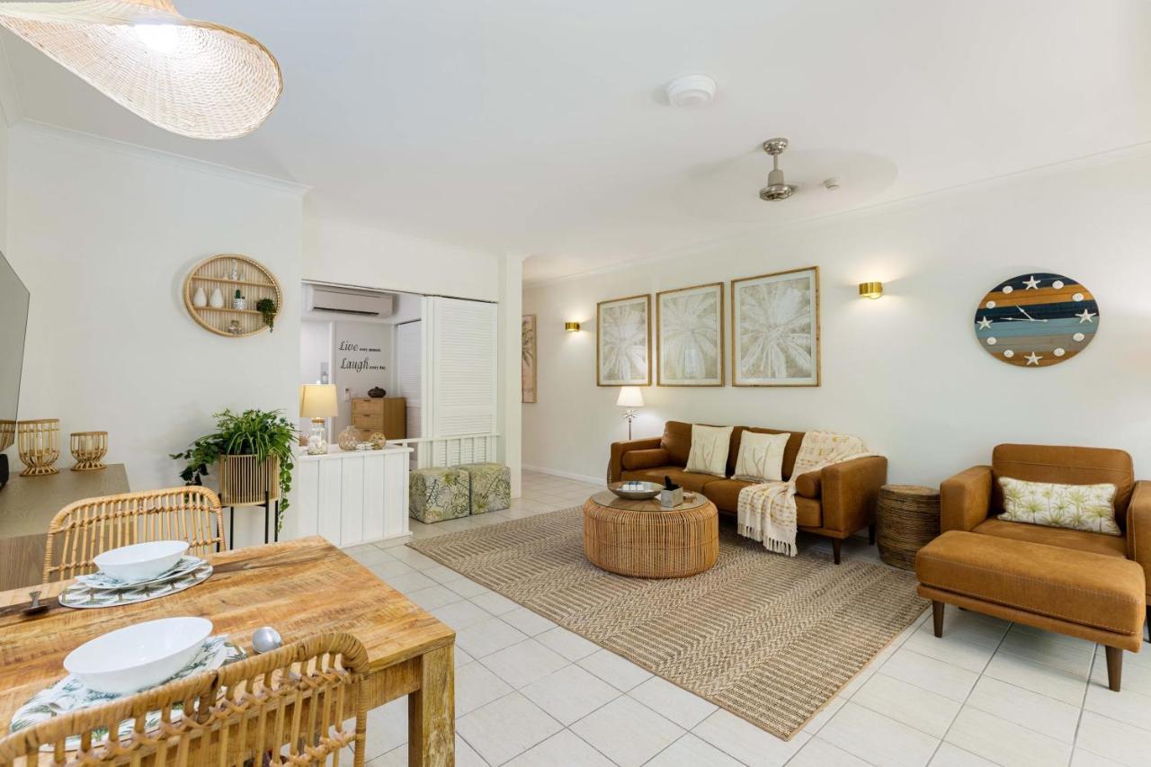 Oasis Luxe On Macrossan Street - Stylish Residence Port Douglas Extérieur photo