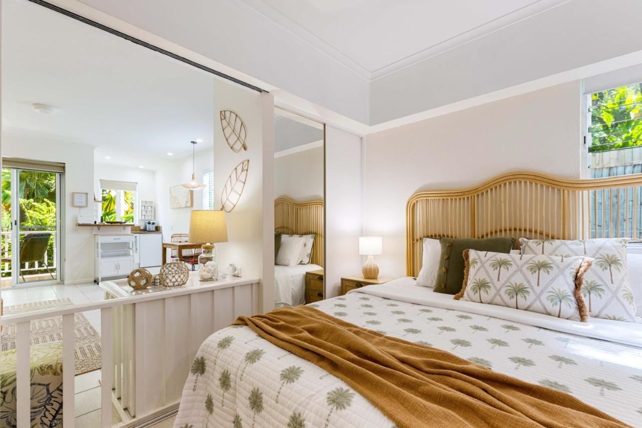 Oasis Luxe On Macrossan Street - Stylish Residence Port Douglas Extérieur photo