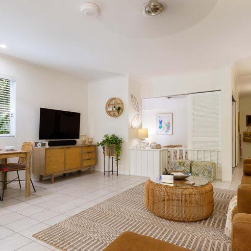 Oasis Luxe On Macrossan Street - Stylish Residence Port Douglas Extérieur photo
