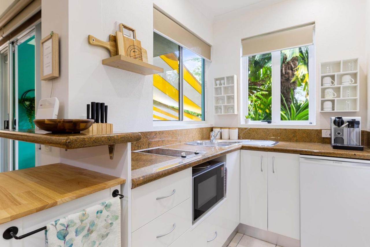 Oasis Luxe On Macrossan Street - Stylish Residence Port Douglas Extérieur photo