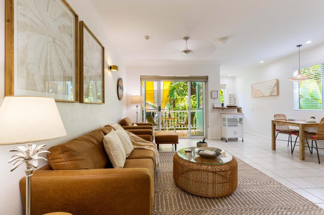 Oasis Luxe On Macrossan Street - Stylish Residence Port Douglas Extérieur photo